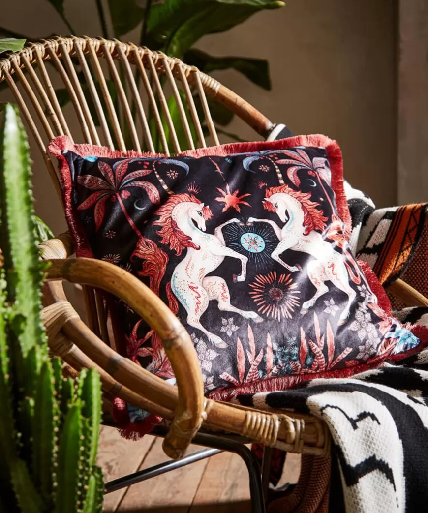 Cosy This Christmas<Joe Browns Hypnotic Horses Reversible Cushion